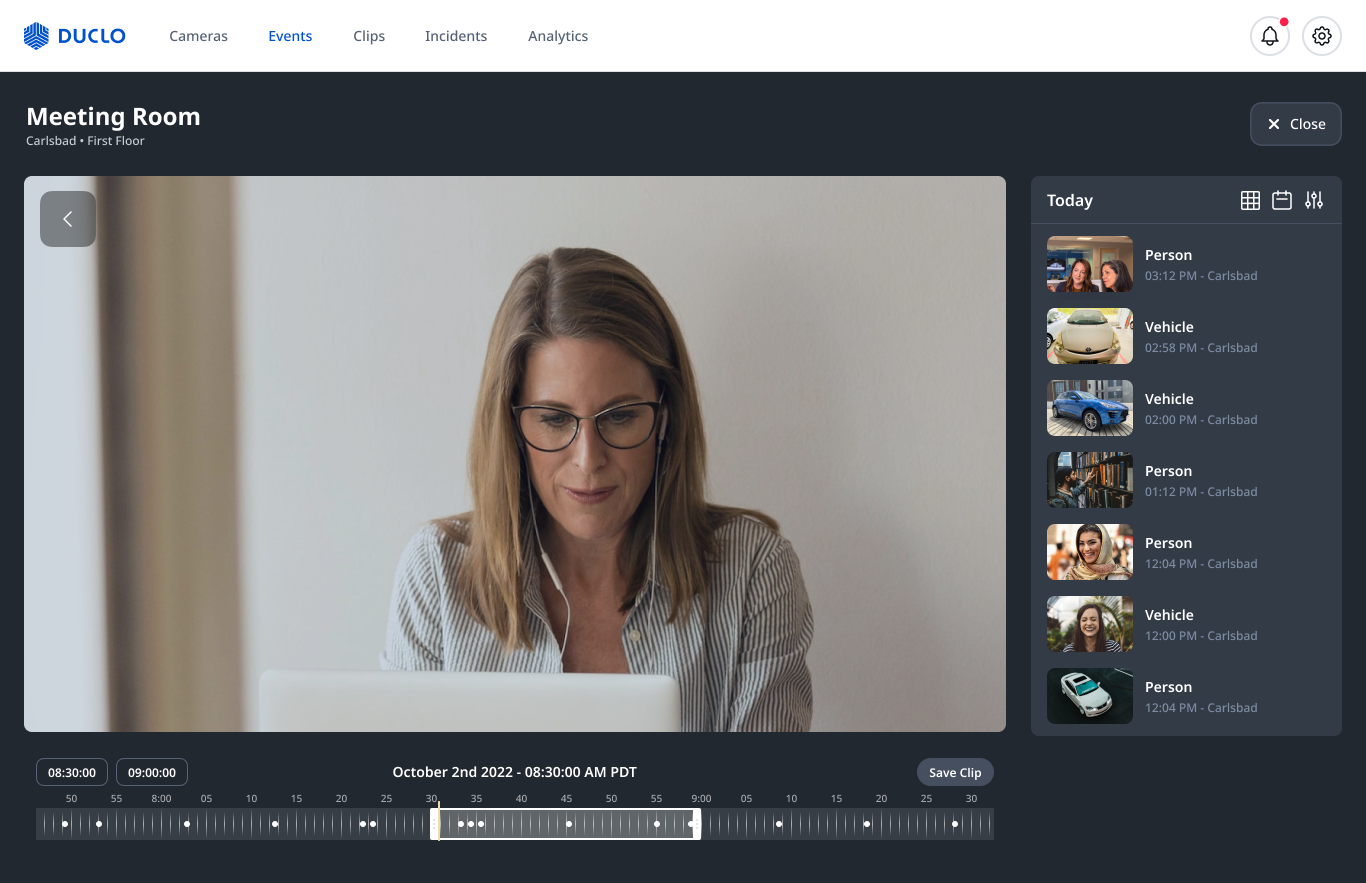 Duclo clip creation interface for preserving a selected video interval